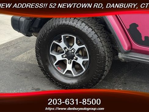 Used 2021 Jeep Wrangler Unlimited Rubicon AWD/4WD image 9