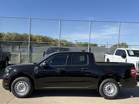 New 2025 Ford Maverick XL image 27