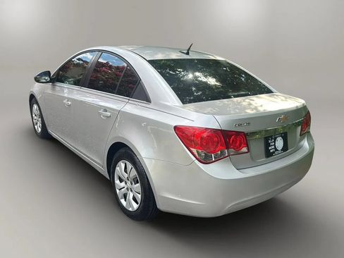 Used 2012 Chevrolet Cruze LS w/ Connectivity Package FWD image 12