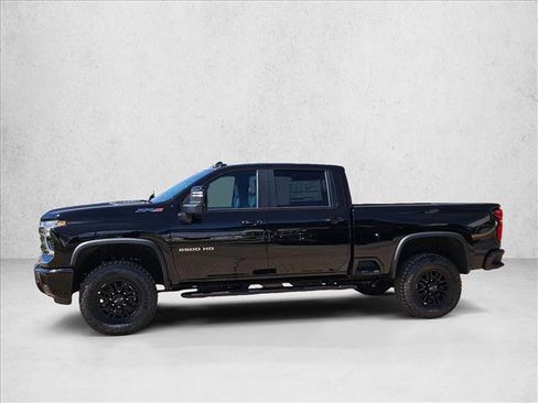 New 2026 Chevrolet Silverado 2500 ZR2 AWD/4WD image 5