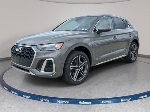 Used 2023 Audi Q5 e Prestige w/ Prestige Package AWD/4WD image 1