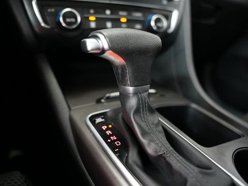 Used 2019 Kia Optima S w/ S Panoramic Sunroof Package image 24