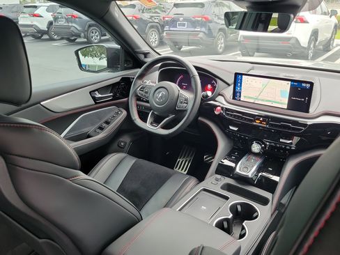 Used 2025 Acura MDX A-Spec image 14