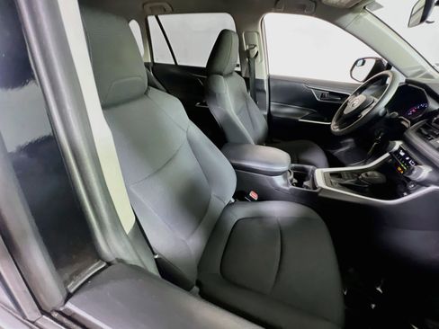 Used 2019 Toyota RAV4 LE w/ All Weather Liner Package AWD/4WD image 25