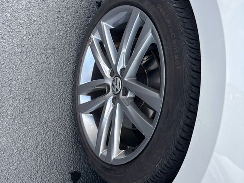 Used 2018 Volkswagen Passat 2.0T S image 23