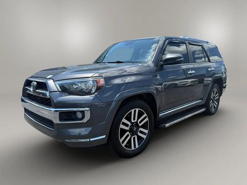 Used 2017 Toyota 4Runner Limited RWD image 2