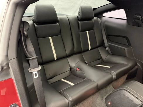 Used 2011 Ford Mustang GT Premium w/ 401A Rapid Spec Order Code RWD image 19
