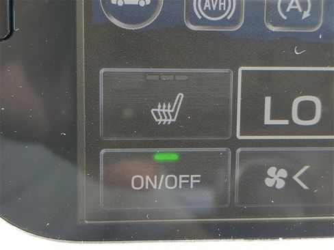 Certified 2025 Subaru Outback Premium image 23