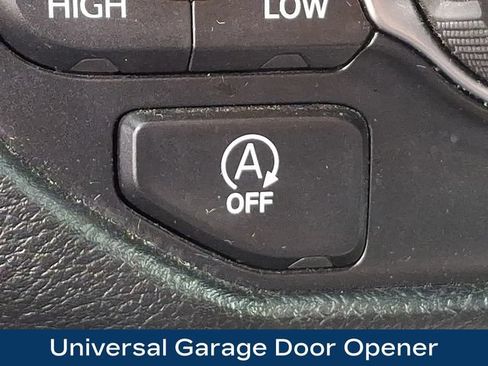 Used 2020 RAM 1500 Big Horn AWD/4WD image 17