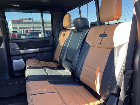 Used 2024 Ford F450 Platinum w/ FX4 Off-Road Package image 25