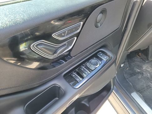 Used 2024 Lincoln Aviator Reserve AWD/4WD image 12