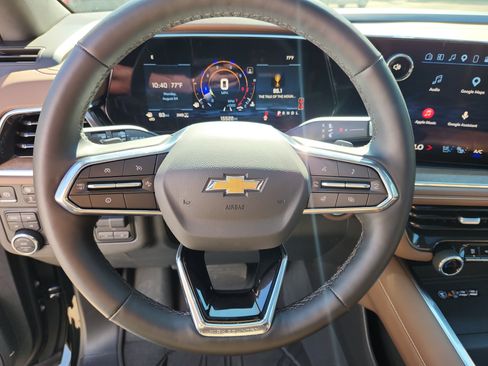 Used 2025 Chevrolet Tahoe High Country AWD/4WD image 29