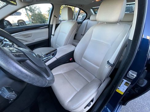 Used 2011 BMW 528i Sedan image 16