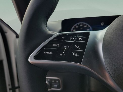 Used 2026 Mercedes-Benz GLB 250 GLB 250 image 20