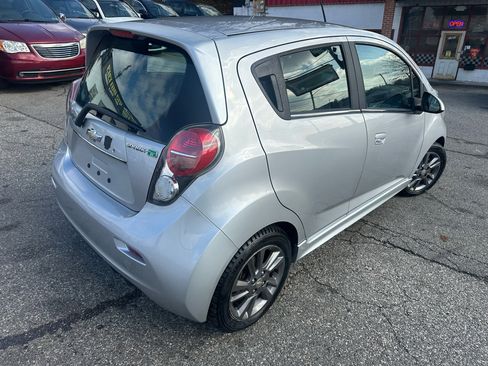 Used 2015 Chevrolet Spark LT image 5