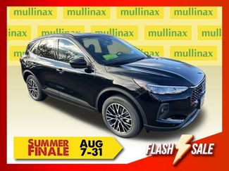 New 2025 Ford Escape SE w/ PHEV Premium Package FWD 360° Tour