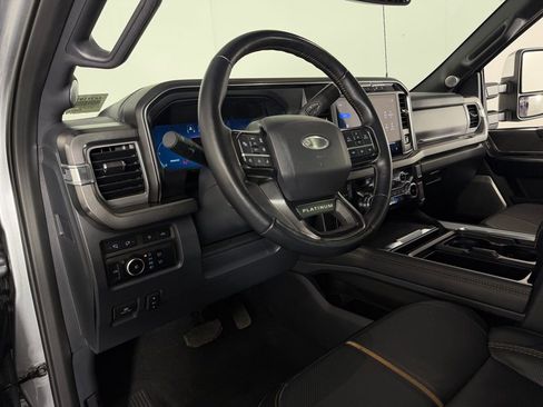 Used 2024 Ford F350 Platinum image 24