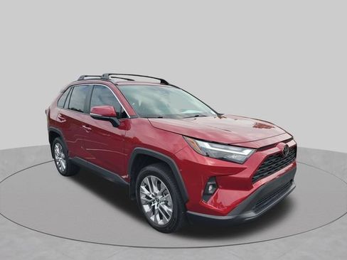 Used 2025 Toyota RAV4 XLE Premium w/ Weather Package AWD/4WD image 13