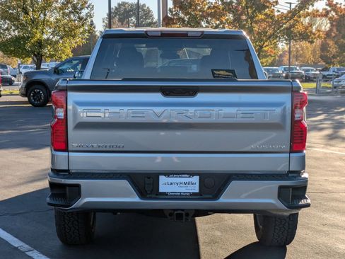 New 2026 Chevrolet Silverado 1500 Custom image 4