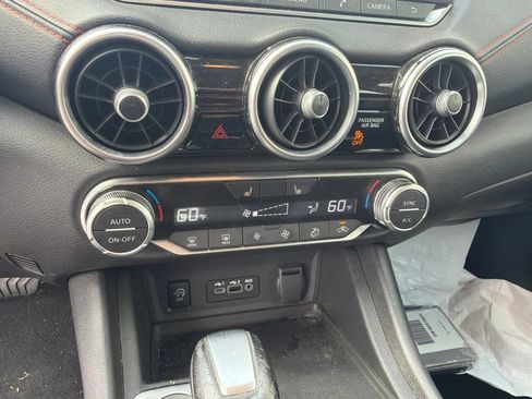 Used 2024 Nissan Sentra SR FWD image 13