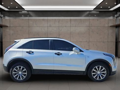 Used 2020 Cadillac XT4 Sport w/ Cold Weather Package AWD/4WD image 9