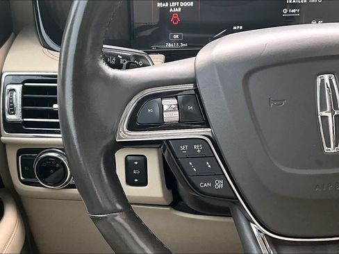 Used 2021 Lincoln Navigator L Reserve w/ Luxury Package AWD/4WD image 26