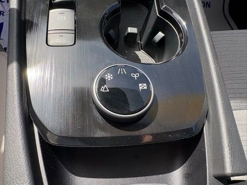 Used 2023 Nissan Rogue SV AWD/4WD image 20
