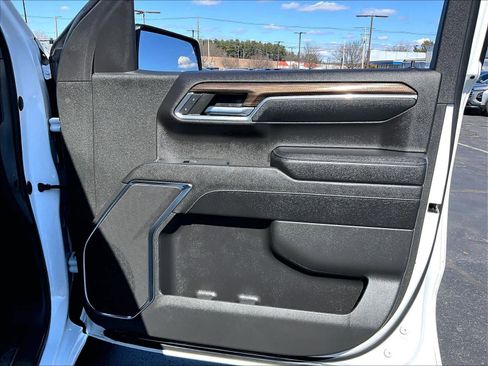 Used 2023 Chevrolet Silverado 1500 LT image 12