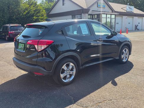 Used 2016 Honda HR-V LX image 8