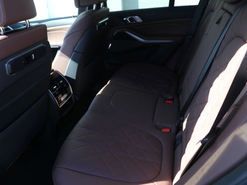 Certified 2026 BMW X5 sDrive40i w/ Climate Comfort Package RWD image 35