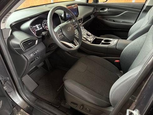 Used 2023 Hyundai Santa Fe SEL image 2