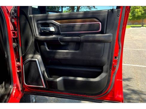 Used 2023 RAM 3500 Laramie image 25