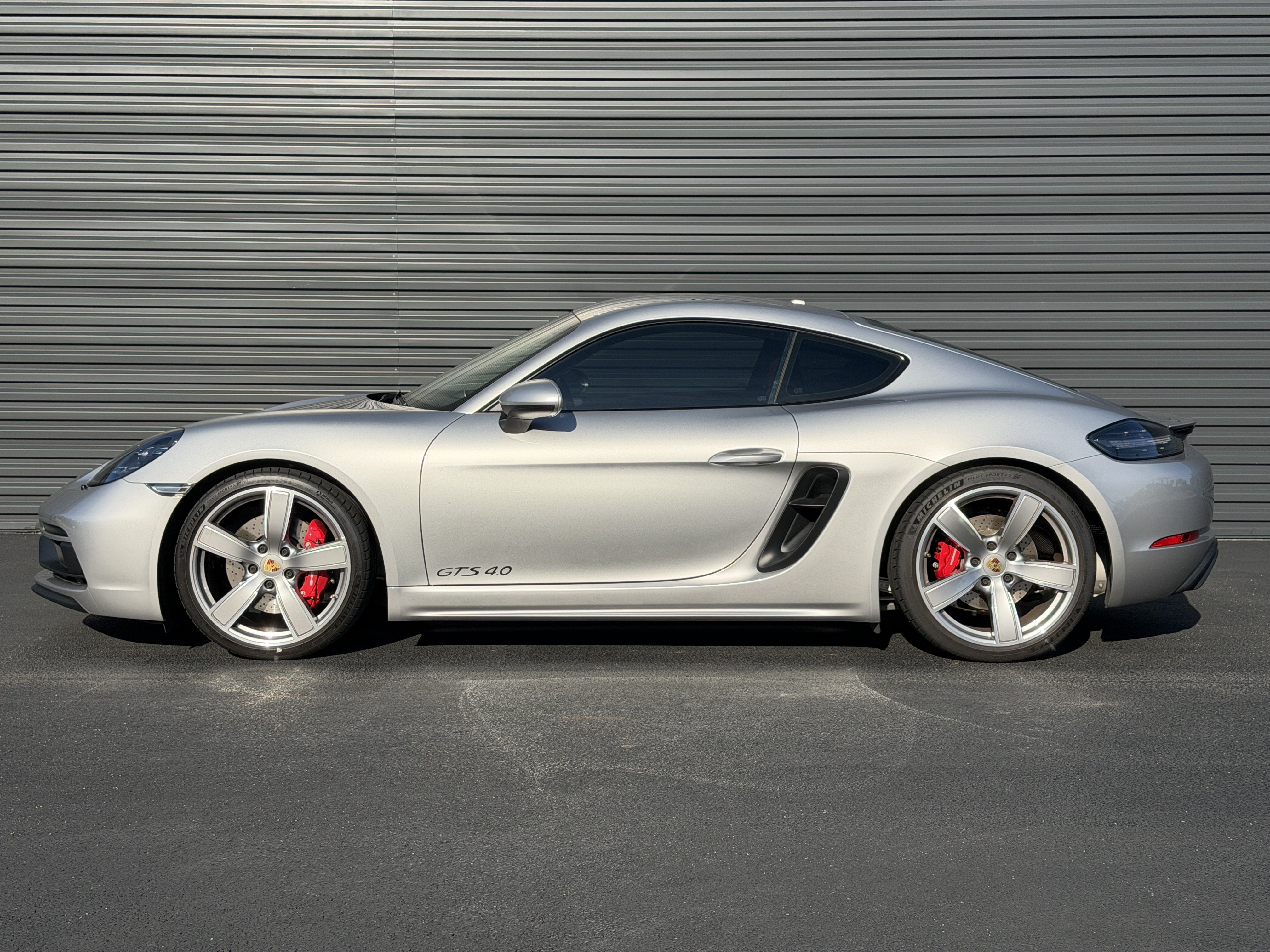 Certified 2021 Porsche 718 Cayman GTS RWD image 2