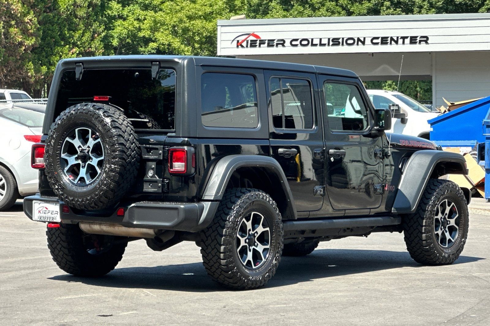 Used 2021 Jeep Wrangler Unlimited Rubicon w/ Cold Weather Group AWD/4WD image 4