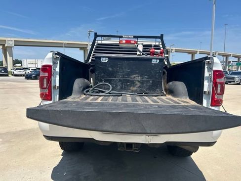 Used 2023 RAM 2500 Laramie AWD/4WD image 9