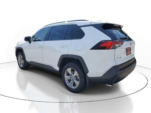 Used 2025 Toyota RAV4 XLE FWD image 4