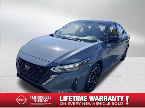 New 2025 Nissan Sentra SR w/ SR Premium Package FWD image 1