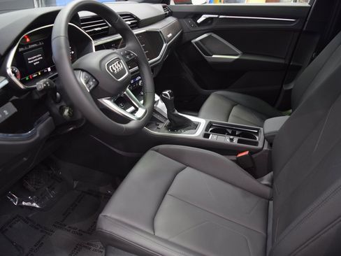 New 2025 Audi Q3 2.0T Premium Plus image 4