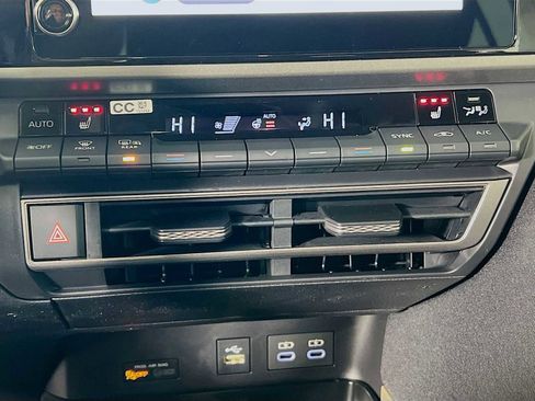 New 2026 Toyota Camry LE image 11