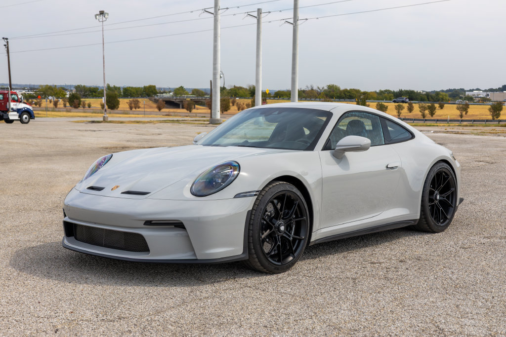 Used 2024 Porsche 911 GT3 RWD image 3