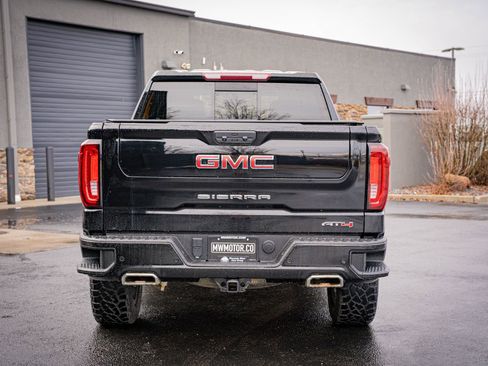Used 2022 GMC Sierra 1500 AT4 w/ AT4 Premium Package image 9