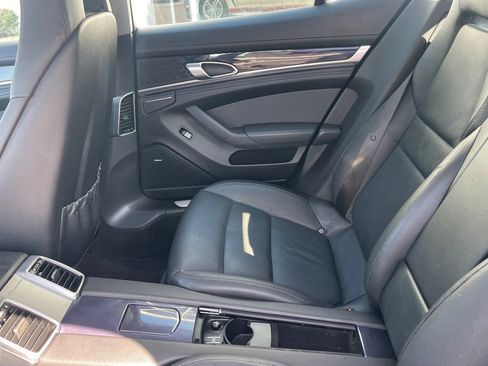 Used 2011 Porsche Panamera 4 image 21