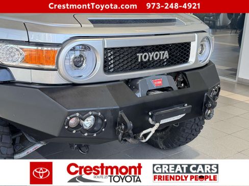 Used 2008 Toyota FJ Cruiser 4WD image 11