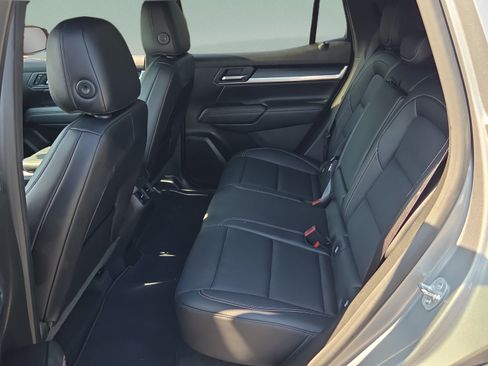 Certified 2026 GMC Terrain Elevation w/ Elevation Premium Package FWD image 11