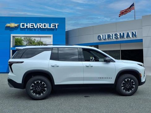 New 2026 Chevrolet Traverse Z71 w/ Enhanced Driving Package AWD/4WD image 2