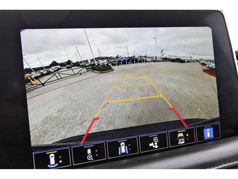 Used 2022 Chevrolet Tahoe Z71 w/ Z71 Off-Road Package image 27