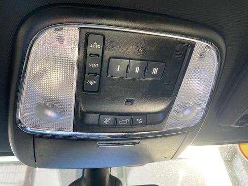 Used 2021 Jeep Grand Cherokee Limited AWD/4WD image 49