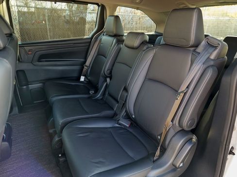 Used 2023 Honda Odyssey EX-L image 29