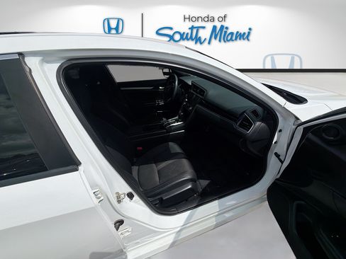 Used 2019 Honda Civic Sport image 30