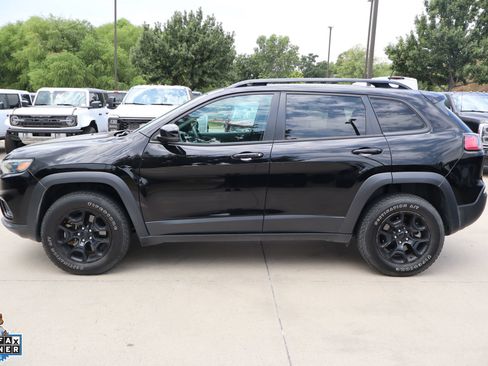 Used 2022 Jeep Cherokee Latitude AWD/4WD image 7